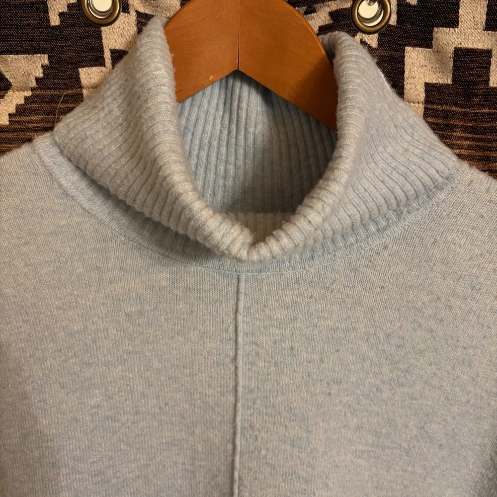 Calvin Klein Light Blue Sweater, Mock / Turtle Neck, Size Medium - Picture 3 of 14